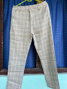 Classic Plaid Trousers