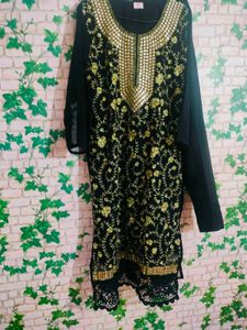 Elegant Black Embroidered Kurta Set