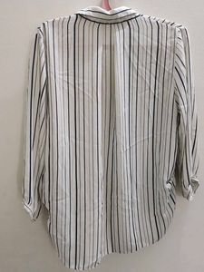 Chic Striped V-Neck Blouse