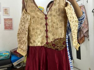 Ethnic Gown Dress For 13 To 15 Years Old 👩