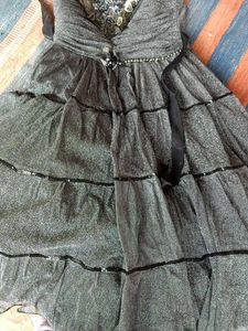 beautiful party wear dress kids