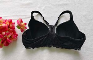 Comfortable Black Front-Closure inner