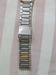 Classic Analog Wristwatch