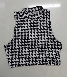 H&amp;M Houndstooth Print Top