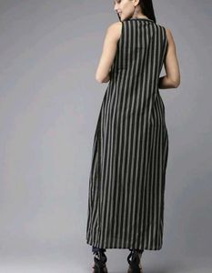 STRIPED BLACK WHITE OFFICE KURTI🎀