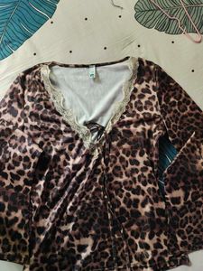 Leopard Print Lace-Up Long Sleeve Top