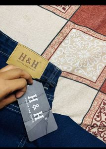 bootcut jeans new with tag