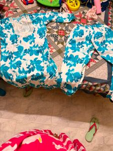 Beautiful Floral Print Kurta