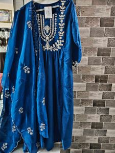 Elegant Blue Embroidered Kurta Set