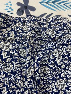 Floral Print Blue Jeggings