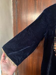 Embroidered Velvet Kurta