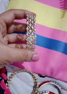 Elegant Bangle Set