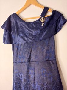 Elegant Navy Blue Floral Maxi Dress