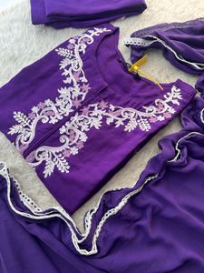 Elegant Purple Embroidered Kurta Set