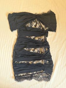 Chic Black Lace Ruched Off-Shoulder Dress