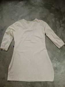 Off White Kurta With Embroidery