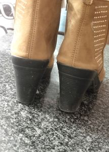 Cleo Boots By Khadims
