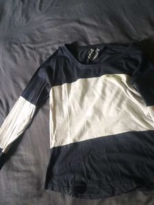 one sided full sleeve t shirt for wom
