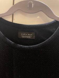 ZARA SWEATSHIRT IN XL