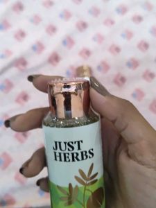 Just Herbs Brightening Face Wash (2x100ml)