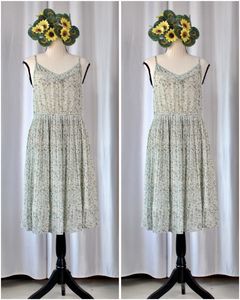 Floral Print Pleated Dress