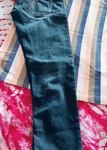 Striped Top &amp; Blue Jeans Set