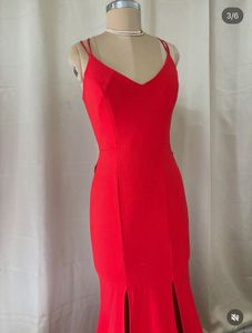 Stunning Red V-Neck Evening Gown