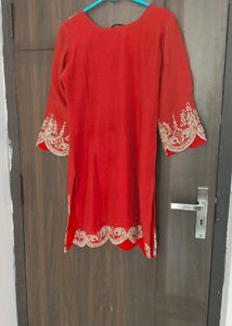Elegant Yellow Embroidered Kurta