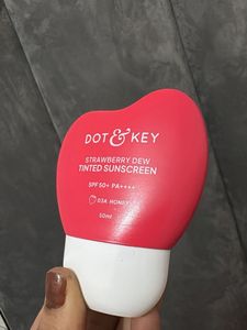 Dot &amp; Key Strawberry Dew Tinted Sunscreen