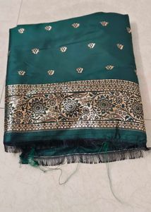 unstitched  Banarasi sari