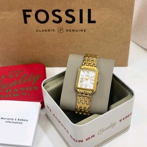 FOSSIL RAQUEL – VINTAGE ELEGANCE WITH MODERN CHARM