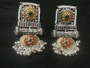 👌❤Authentic pieceOxidized Dangle Earrings