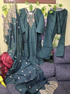 Elegant Green Embroidered Kurta Set with Dupatta