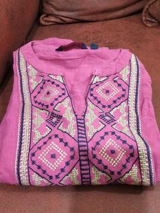 Embroidered Kurta 3 combo kurti it's new