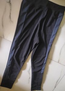Gym Black Leggings with Side Stripe