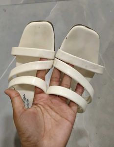 Stylish white Strappy Flat Sandals