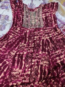Maroon & Cream Tie-Dye Kurta