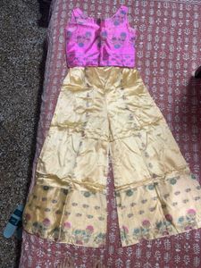 Stunning Ethnic Kurta Set
