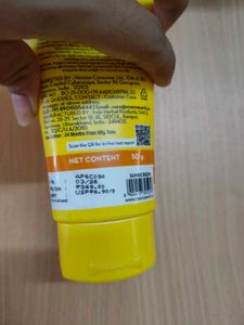 Mamaearth Vitamin C Daily Glow Sunscreen