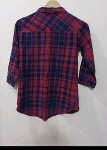 Women's Red &amp; Blue Plaid Button-Up Shirt