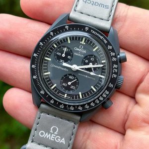 OMEGA×SWATCH MOONSWATCH