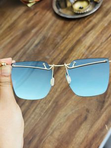 Stylish Blue Mirrored Sunglasses