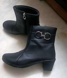 Stylish Black Ankle Boots