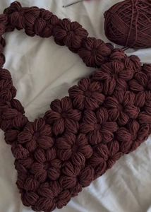 Chic Floral Crochet Handbag