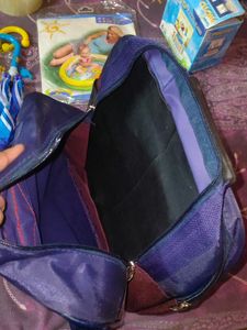 2-Umbrella,1-hockey,1-cricket,1-bag,1-bath Tub