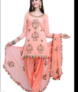 Combo Embroidered Kurta Set