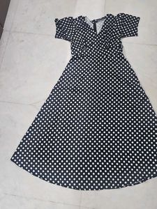 Chic Polka Dot Midi Dress