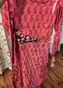 Pink Paisley Print Kurta