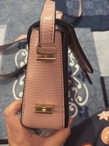 Chic Pink sling Bag