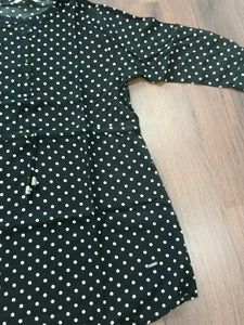 Chic Black &amp; White Polka Dot Top